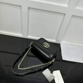 Picture of Gucci Handbags _SKUfw204237933fw